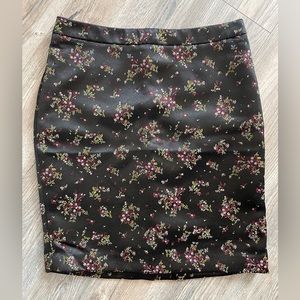 Loft size 4 pencil skirt